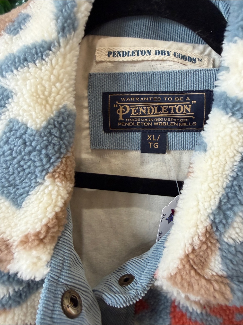 Pendleton Cream, Blue & Brown Southwestern Plush Jacket - Picture 5 of 9